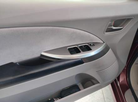 Mitsubishi - Grandis