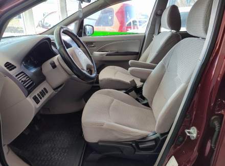 Mitsubishi - Grandis