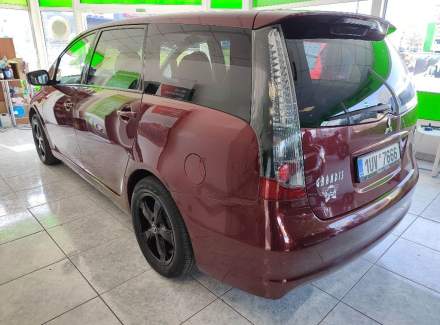 Mitsubishi - Grandis