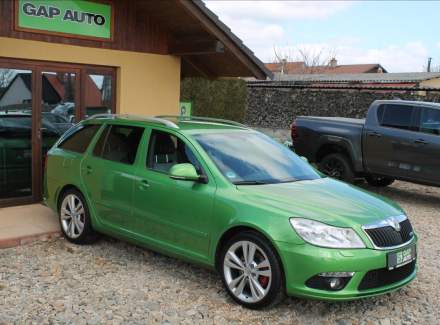 Škoda - Octavia