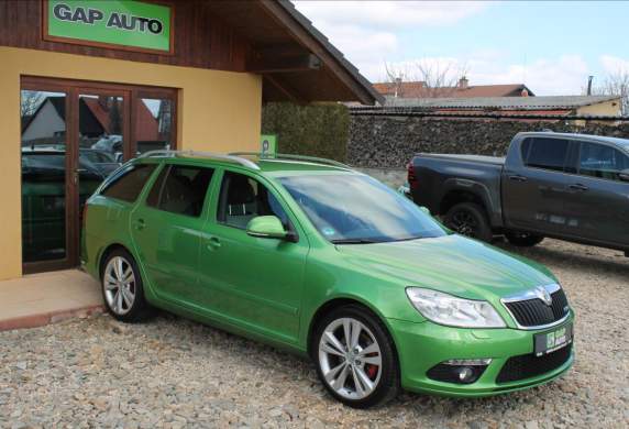 Škoda - Octavia