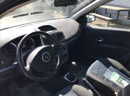 Renault - Clio