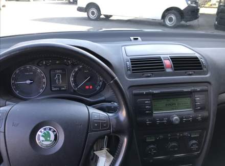 Škoda - Octavia