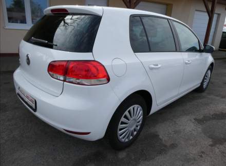 Volkswagen - Golf