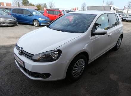 Volkswagen - Golf