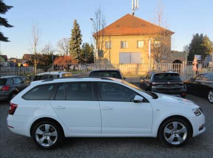 Škoda - Octavia