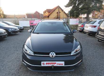 Volkswagen - Golf
