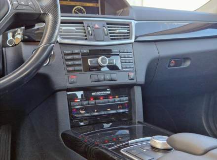 Mercedes-Benz - E-class