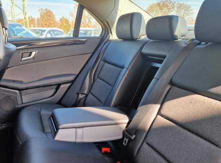 Mercedes-Benz - E-class