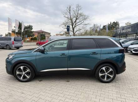 Peugeot - 5008