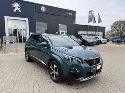 Peugeot - 5008