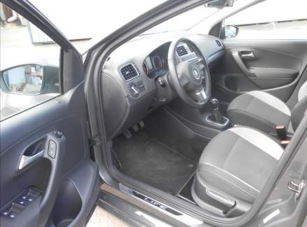Volkswagen - Polo