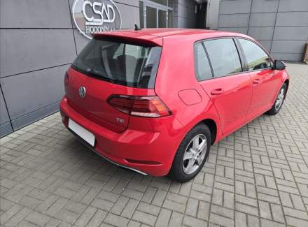 Volkswagen - Golf