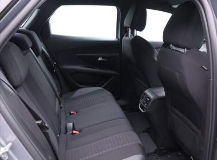 Peugeot - 3008