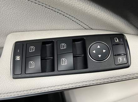 Mercedes-Benz - A-class