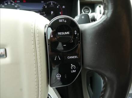 Land Rover - Range Rover