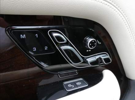 Land Rover - Range Rover