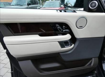 Land Rover - Range Rover