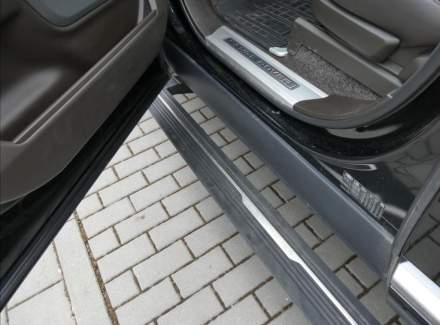 Land Rover - Range Rover