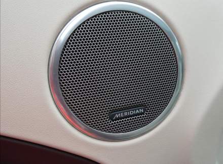 Land Rover - Range Rover Evoque