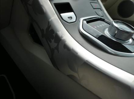 Land Rover - Range Rover Evoque