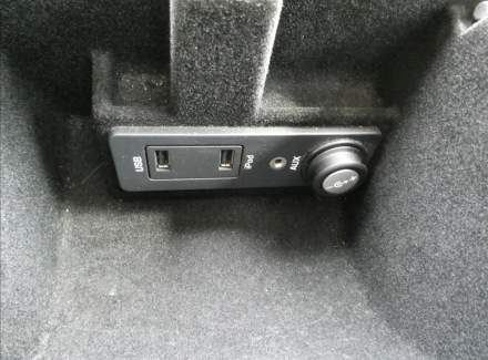 Land Rover - Range Rover Evoque