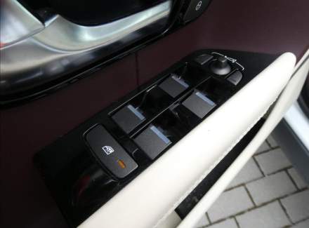 Land Rover - Range Rover Evoque