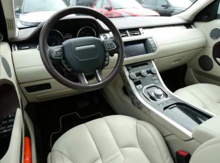 Land Rover - Range Rover Evoque