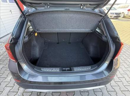 BMW - X1