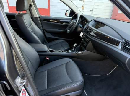 BMW - X1