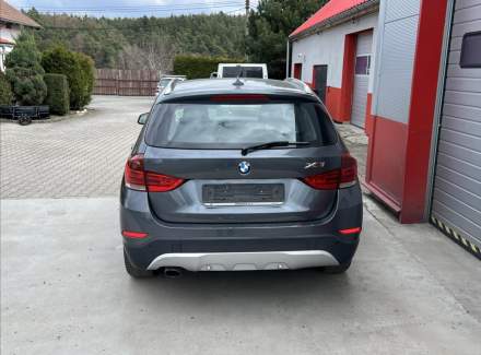 BMW - X1