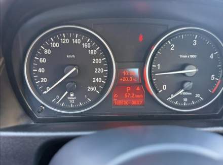 BMW - X1