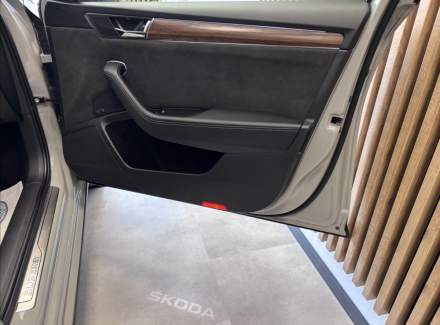 Škoda - Superb