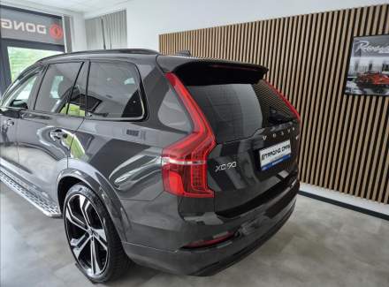Volvo - XC90