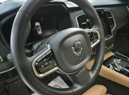 Volvo - XC90