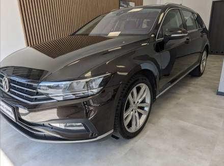 Volkswagen - Passat