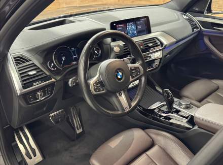 BMW - X3