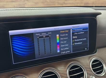 Mercedes-Benz - E-class