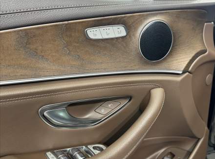 Mercedes-Benz - E-class