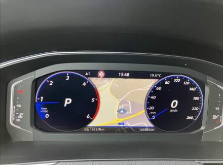 Volkswagen - Passat