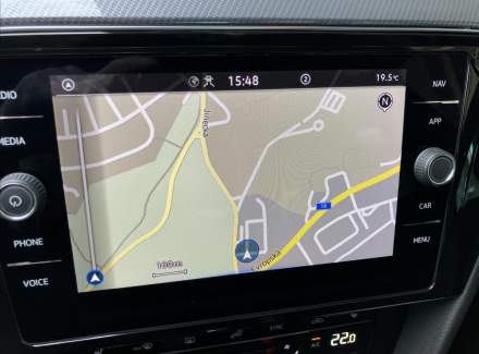 Volkswagen - Passat