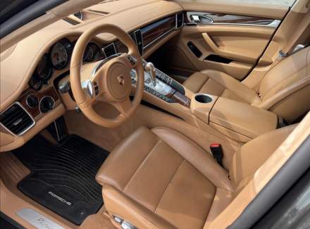 Porsche - Panamera