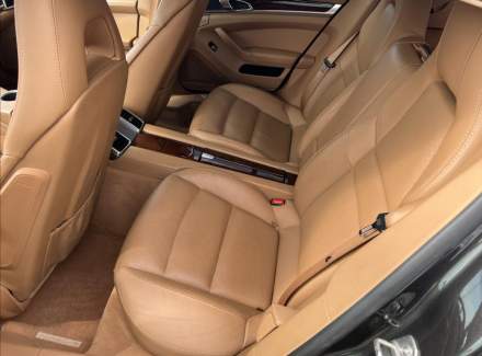 Porsche - Panamera