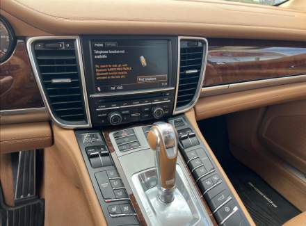 Porsche - Panamera
