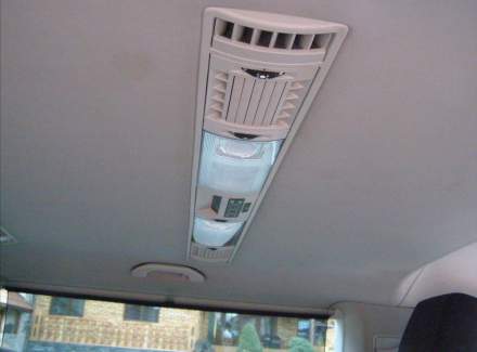 Volkswagen - Caravelle