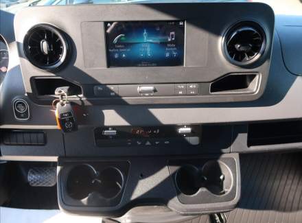 Mercedes-Benz - Sprinter