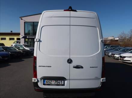 Mercedes-Benz - Sprinter