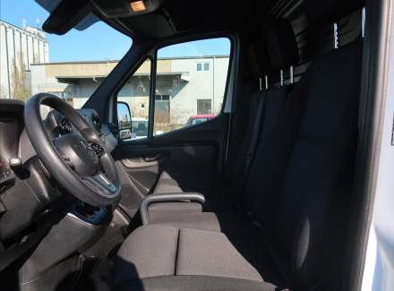 Mercedes-Benz - Sprinter