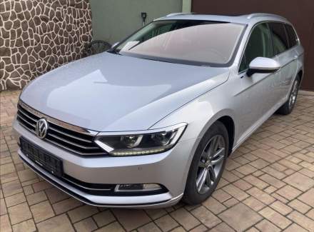Volkswagen - Passat