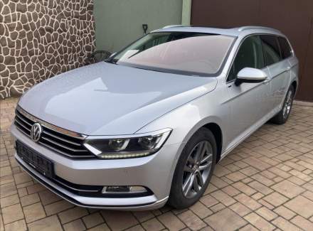 Volkswagen - Passat